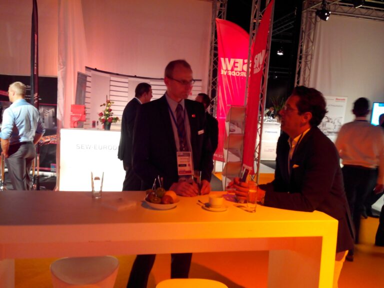 B2B-netwerking op de beurs INE in de Brabanthal in Leuven