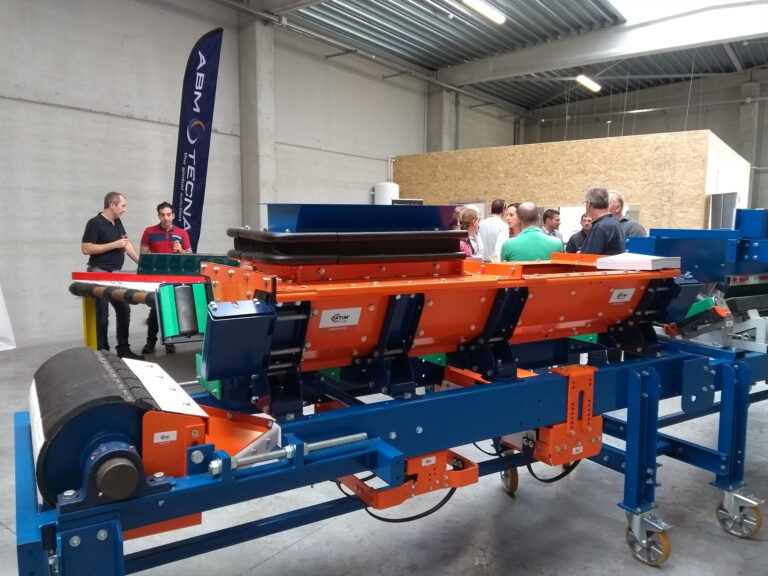 Voorstelling van het materiaal tijdens de inhuldiging in Doornik
