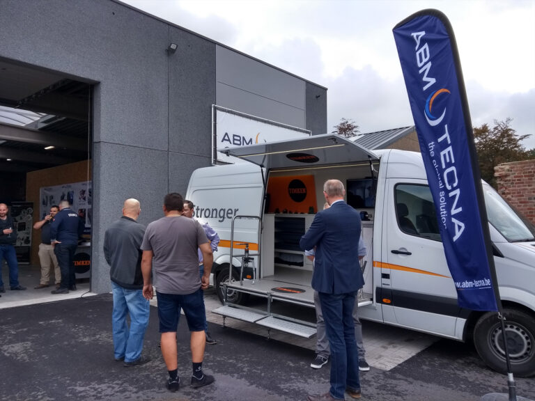 Inhuldiging van het nieuwe servicecentrum in Doornik